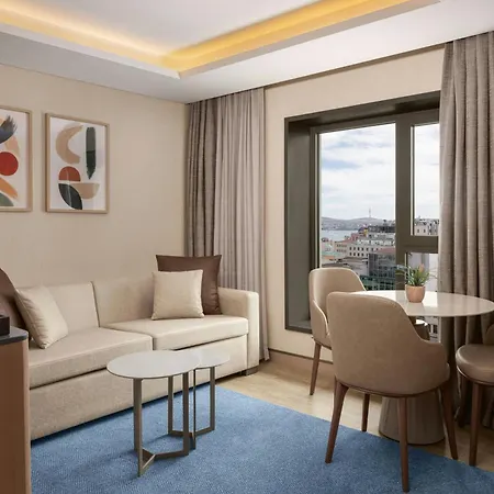 Delta By Marriott Karakoy 5*