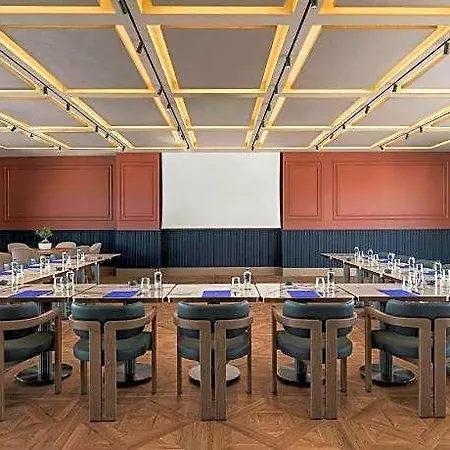 Delta By Marriott Karakoy 4* Estambul