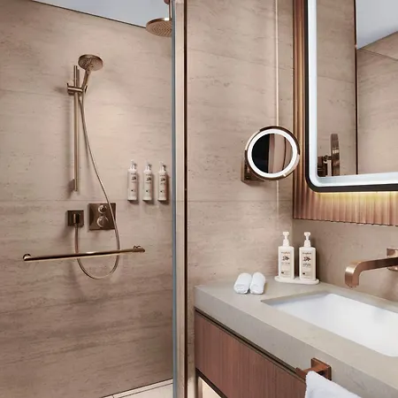 Delta By Marriott Karakoy اسطنبول