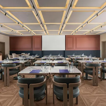 Delta By Marriott Karakoy 5*